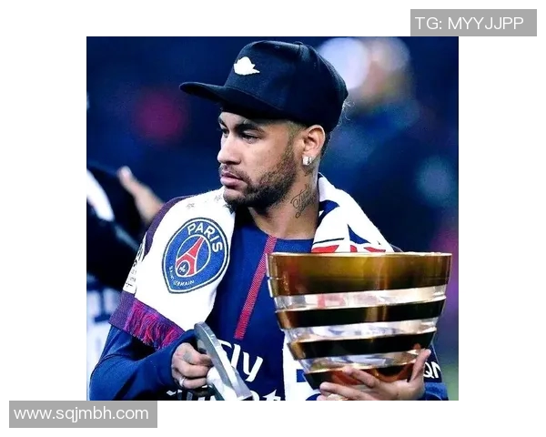 足球明星内其达的传奇之路与辉煌成就解析